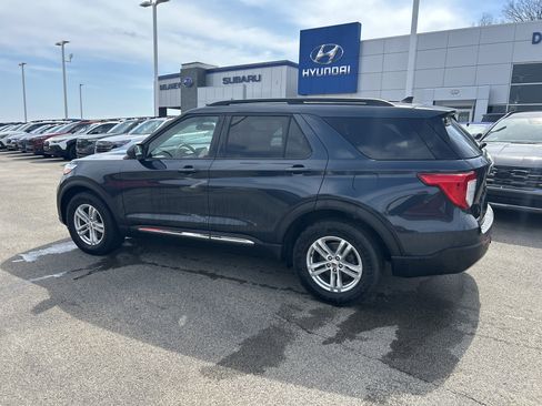 Used 2022 Ford Explorer XLT w/ Equipment Group 202A image 16