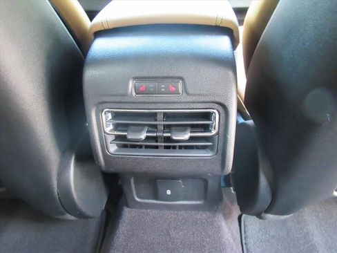 Used 2021 Lincoln Corsair Reserve w/ Equipment Group 201A AWD/4WD image 32