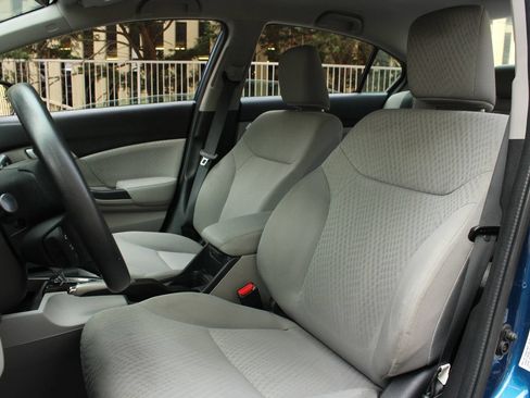 Used 2014 Honda Civic LX image 16
