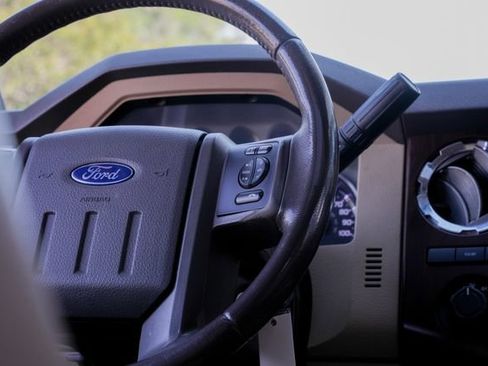 Used 2016 Ford F350 Lariat w/ Lariat Ultimate Package image 44