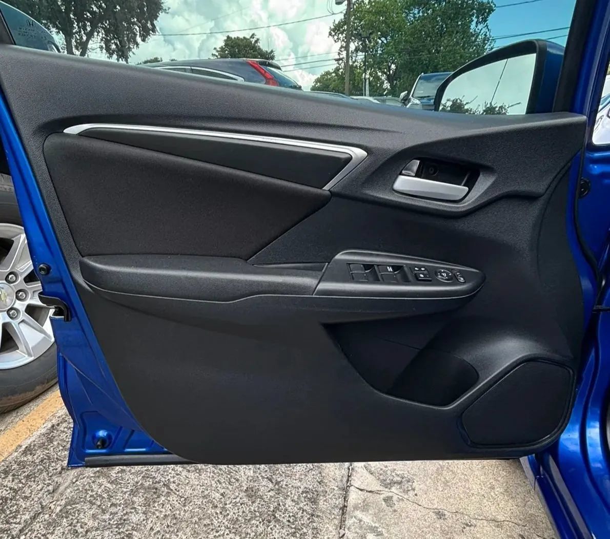 Used 2020 Honda Fit LX image 16