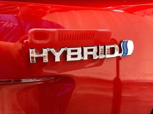 Used 2017 Toyota Prius Four w/ Advanced Technology Package FWD image 8