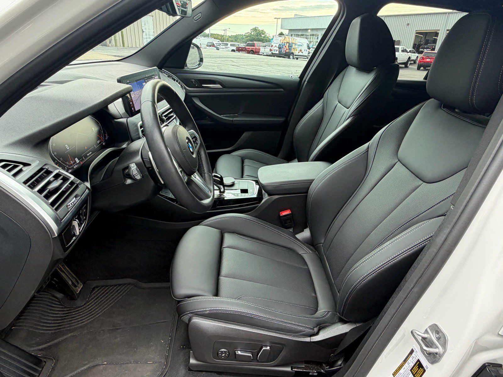 Used 2024 BMW X3 xDrive30i w/ Premium Package AWD/4WD image 27