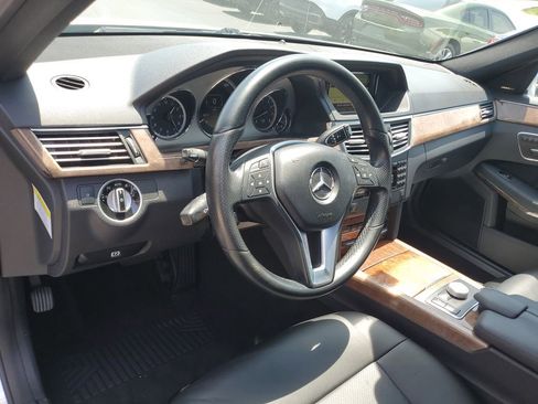 Used 2012 Mercedes-Benz E 350 4MATIC Sedan image 18