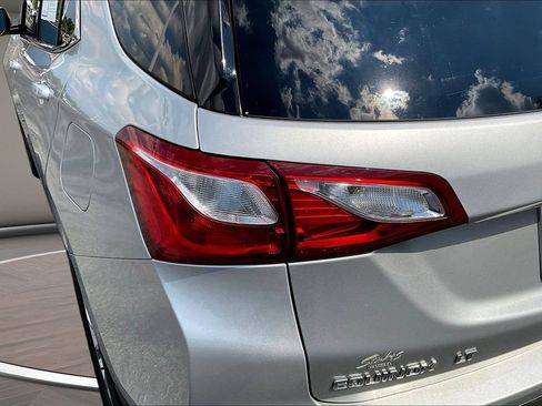 Used 2020 Chevrolet Equinox LT AWD/4WD image 27