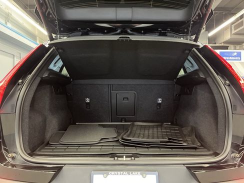 Used 2023 Volvo XC40 B5 Core w/ Protection Package Premier image 30