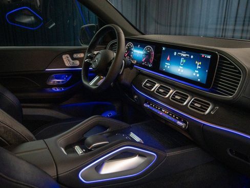 New 2026 Mercedes-Benz GLS 450 4MATIC image 19