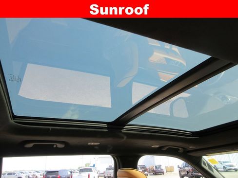 Used 2025 Jeep Grand Cherokee L Summit AWD/4WD image 17
