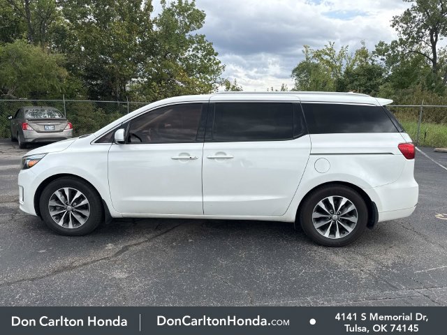Used 2017 Kia Sedona SX FWD image 6
