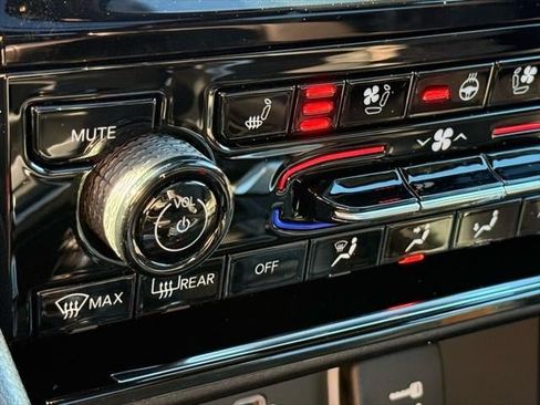 New 2025 Jeep Grand Cherokee Summit image 40