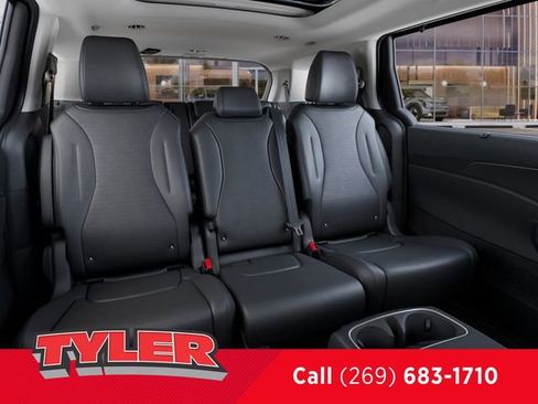 New 2026 Kia Carnival SX Prestige FWD image 17