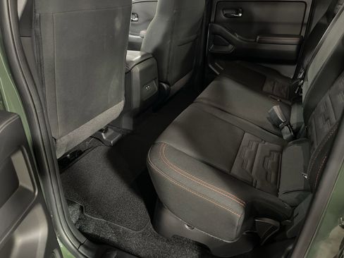 Used 2024 Nissan Frontier PRO-4X w/ Off-Road Protection Package image 12