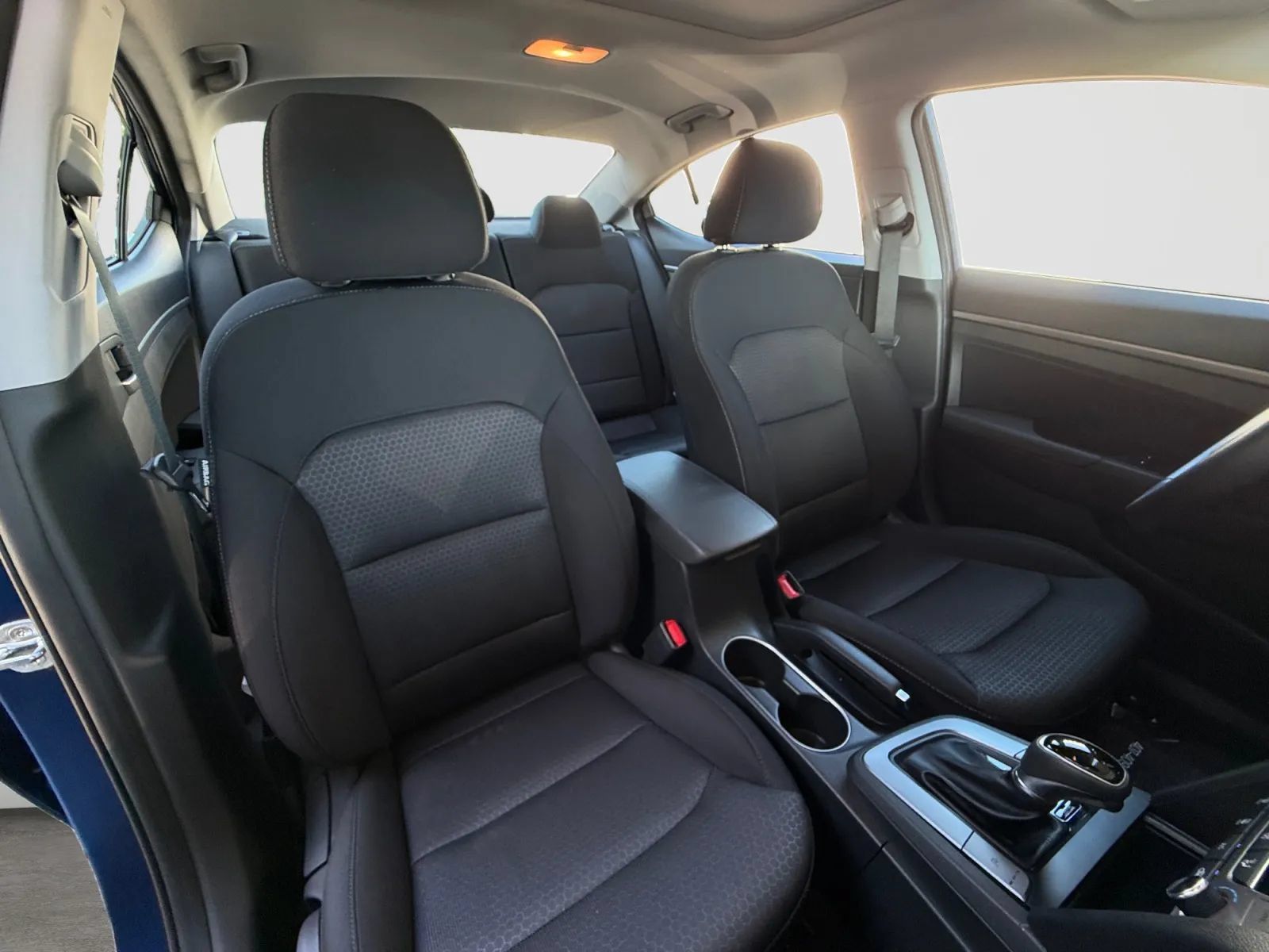 Used 2017 Hyundai Elantra Value Edition FWD image 21