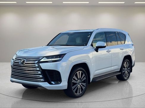 Used 2023 Lexus LX 600 4WD w/ Accessory Package (Z1) image 1