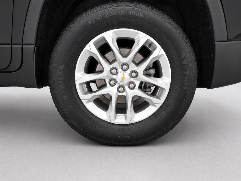 Used 2021 Chevrolet Traverse LT AWD/4WD image 32