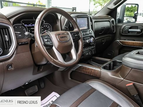 Used 2020 GMC Sierra 2500 Denali w/ Denali Ultimate Package AWD/4WD image 20