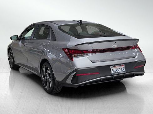 Certified 2025 Hyundai Elantra Sport FWD image 5