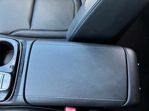 Used 2024 Hyundai Tucson Limited image 37