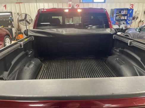 Used 2019 RAM 1500 Big Horn AWD/4WD image 27