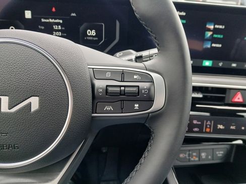 New 2026 Kia K5 EX image 32