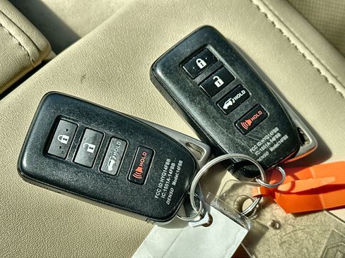 Used 2017 Lexus RX 350 image 20