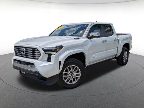Used 2024 Toyota Tacoma Limited AWD/4WD image 1