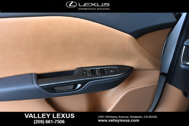 Certified 2023 Lexus RZ 450e Premium w/ Technology Package AWD/4WD image 13