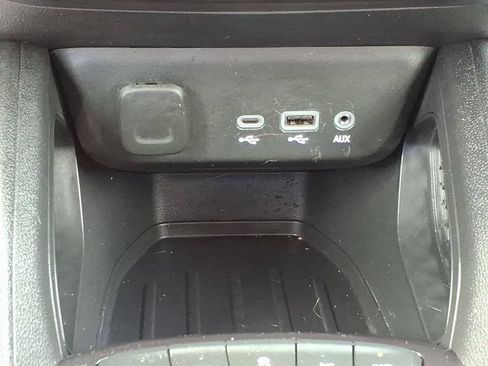 Used 2023 Chevrolet TrailBlazer LT w/ Convenience Package AWD/4WD image 18