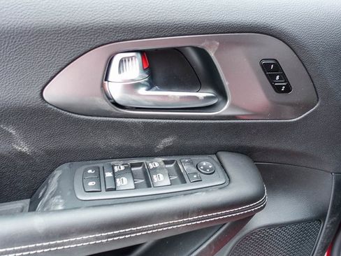 New 2026 Chrysler Pacifica Select image 18