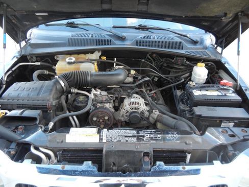 Used 2005 Jeep Liberty Limited image 48