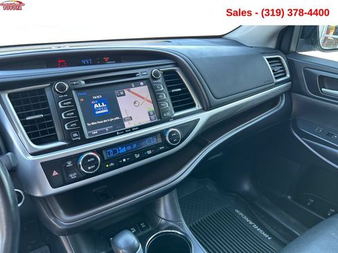Used 2018 Toyota Highlander Limited w/ Protection Package #3 AWD/4WD image 15