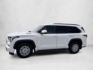 Certified 2023 Toyota Sequoia SR5 w/ SR5 Premium Package AWD/4WD video 4
