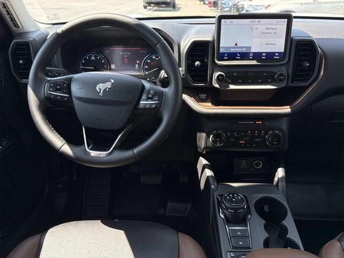 Used 2024 Ford Bronco Sport Badlands w/ Premium Package AWD/4WD image 8