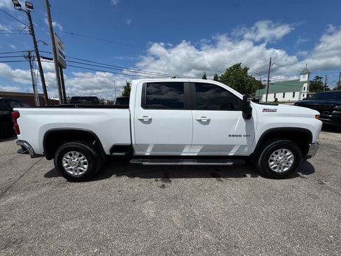 Used 2023 Chevrolet Silverado 2500 LT w/ Convenience Package AWD/4WD image 8