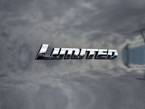 Used 2023 Toyota 4Runner Limited AWD/4WD image 20