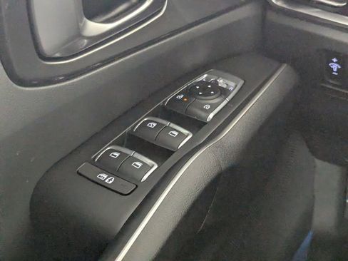 New 2026 Kia Sorento S FWD image 16