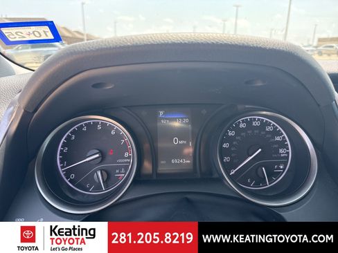 Used 2024 Toyota Camry SE FWD image 16