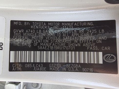 Used 2024 Lexus ES 350 w/ Luxury Package image 31