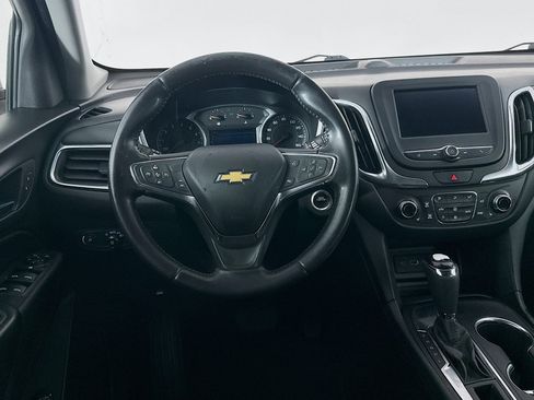 Used 2020 Chevrolet Equinox LT image 18
