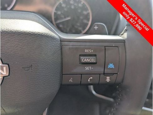 Certified 2025 Nissan Rogue SV image 21