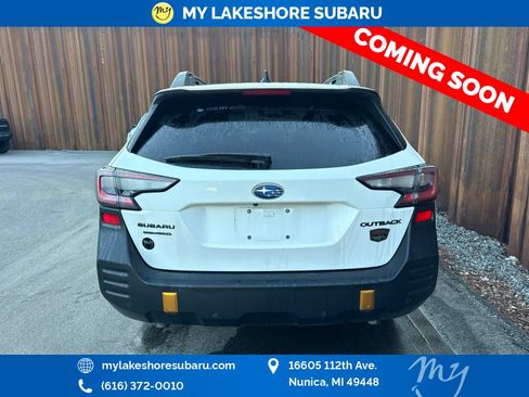 Used 2025 Subaru Outback Wilderness AWD/4WD image 8