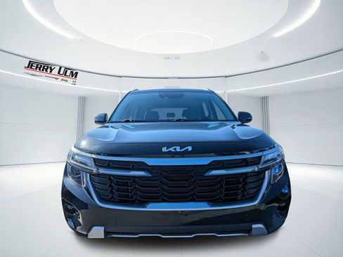 Used 2024 Kia Seltos EX image 7