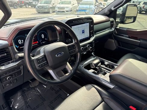 Used 2021 Ford F150 Lariat AWD/4WD image 2