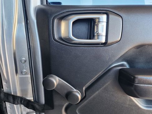 Used 2020 Jeep Wrangler Unlimited Sport image 65