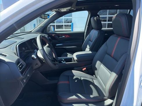 New 2026 Chevrolet Traverse RS image 21
