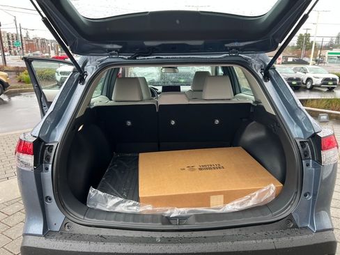 New 2026 Toyota Corolla Cross L image 25