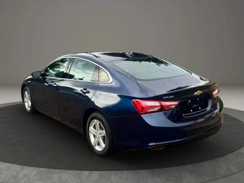 Used 2022 Chevrolet Malibu LT FWD image 12