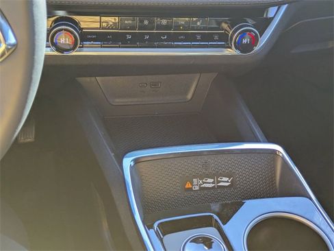 New 2026 Chevrolet Equinox LT image 22