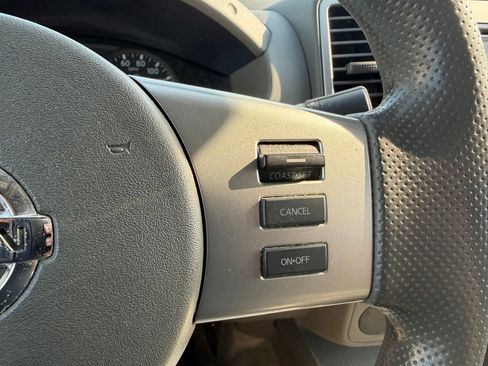 Used 2014 Nissan Frontier SV RWD image 18