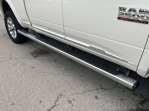 Used 2016 RAM 2500 Limited AWD/4WD image 12